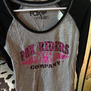 Fox Women's Gray and Black Long Sleeve Tee with Pink Accents